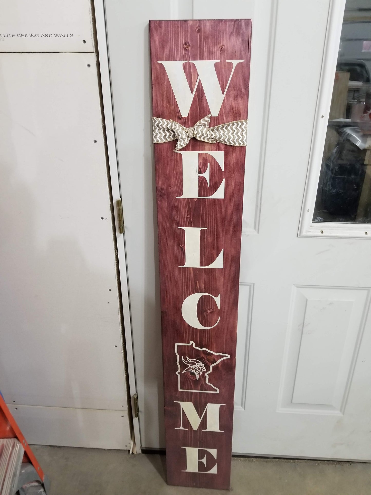 Welcome sign state of MN