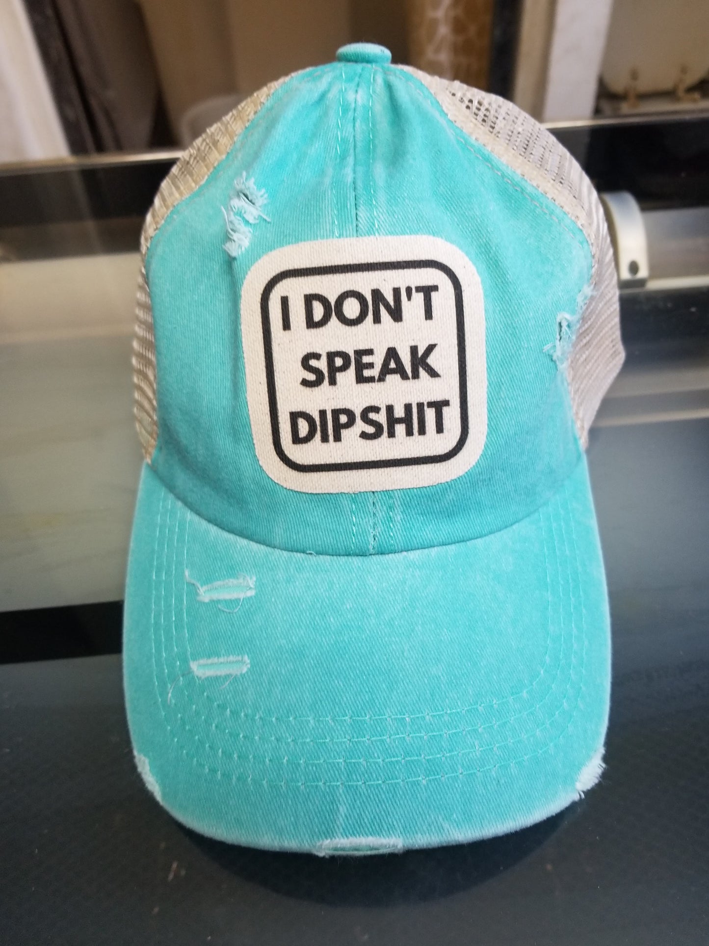 I don't speak dip shit hat