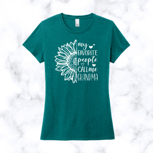 "My Favorite People Call Me GRANDMA" T-Shirt - Perfect Mother's Day or Grandma Gift