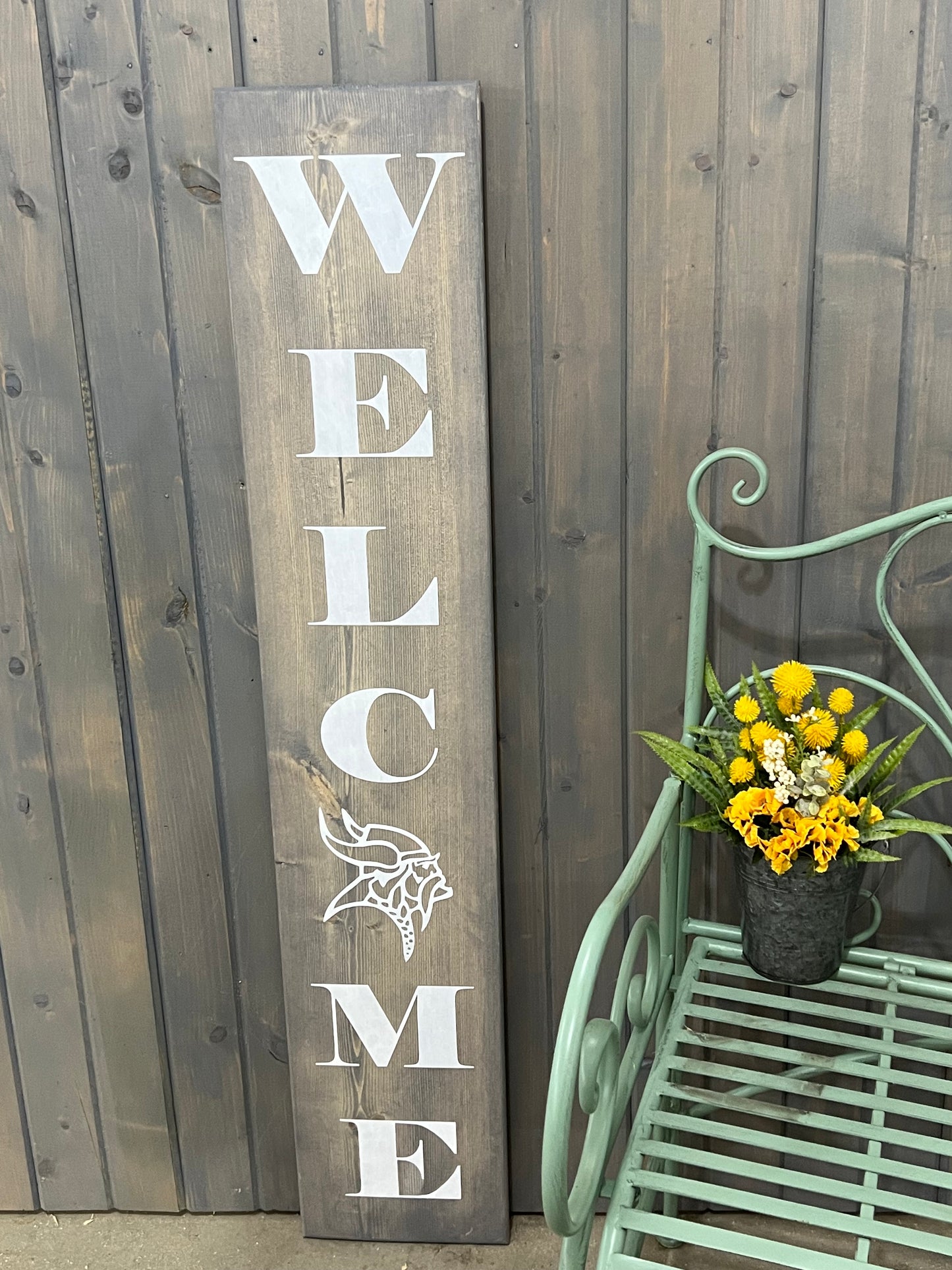 Welcome sign (5 ft) with Vikings head