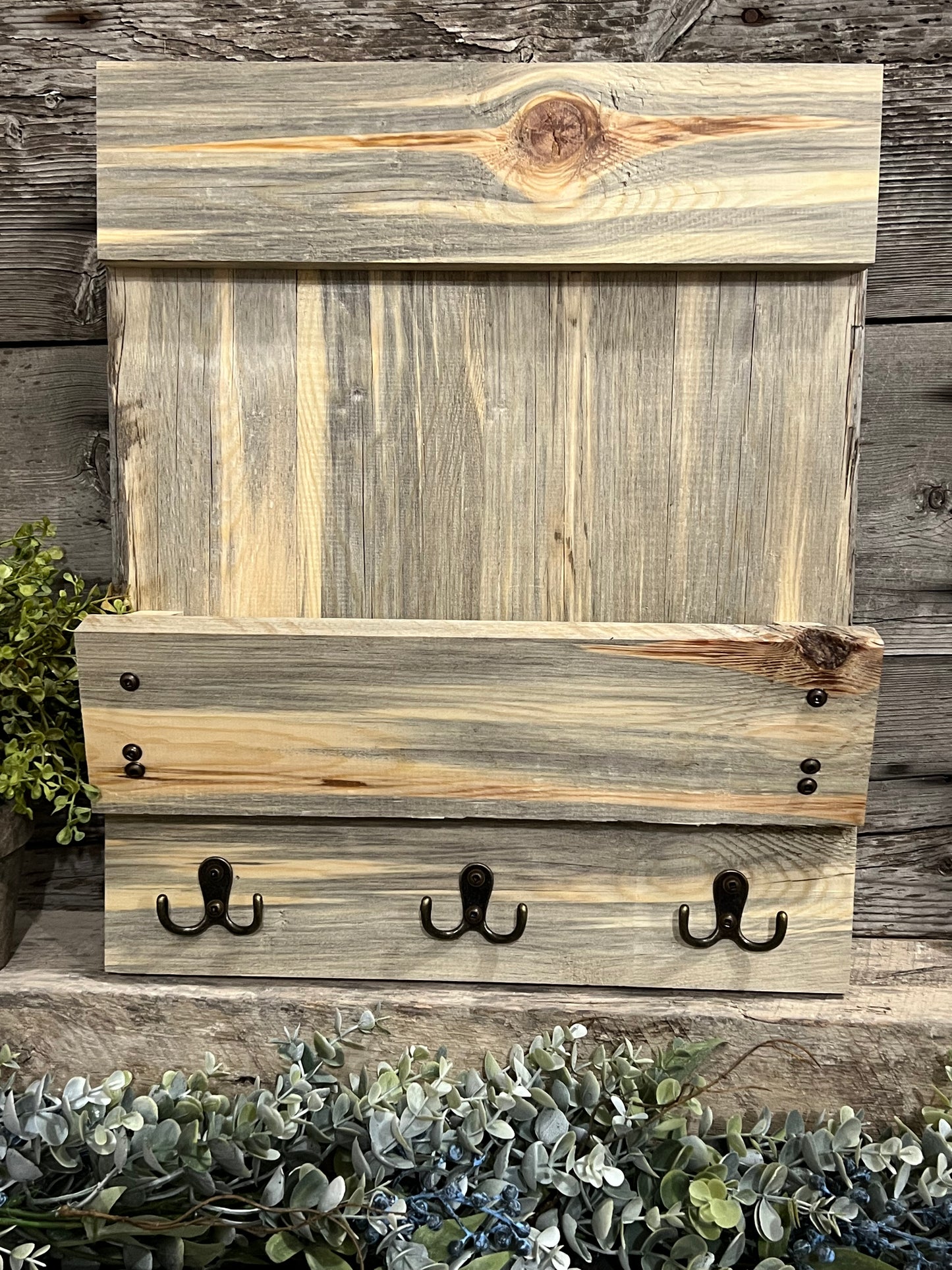 Reclaimed wood key and mail holder